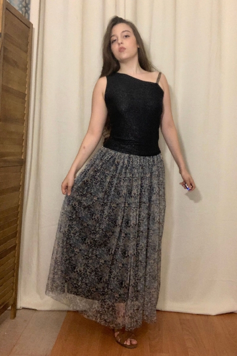 Φουστα μαξι με τουλι με φλοραλ σχέδιο