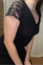 Γυναικείο midi φόρεμα από ανάγλυφο ελαστικό ύφασμα