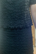 Σετ μαύρη μιντι φούστα και μαύρη μπλούζα με ακάλυπτους ώμους