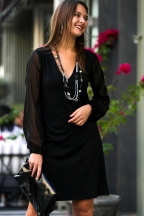 Bodycon φόρεμα με τούλι μανίκια σε μαύρο χρώμα