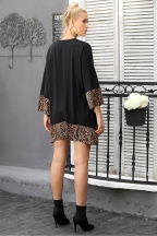 Μαύρο χιτώνα με λεοπάρ λεπτομέρειες